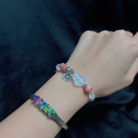 Vòng Tay Hồ Ly Moonstone Phối Đào Hoa De Luna