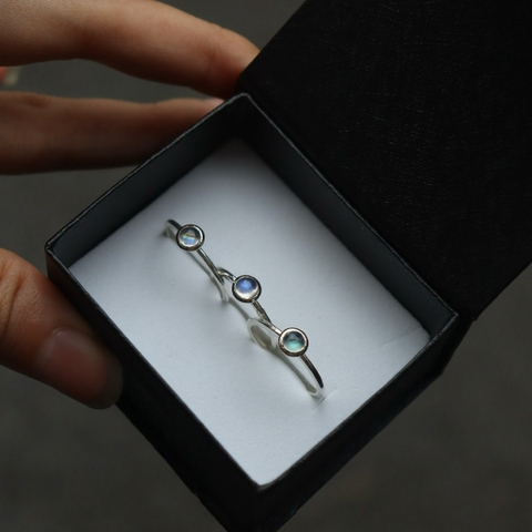 Nhẫn Mini Moonstone 4mm De Luna