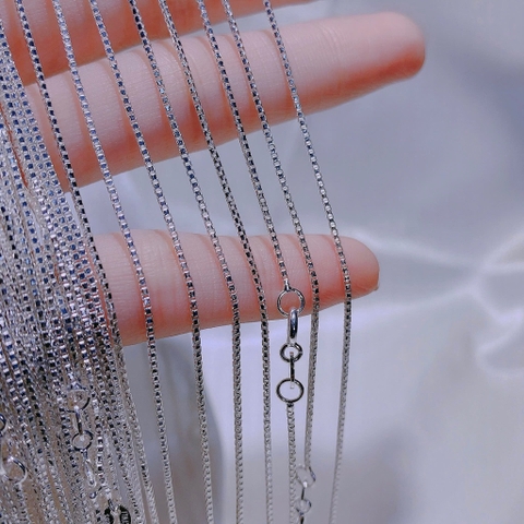 Dây Chuyền Hộp Vuông 1mm Bạc Ý 925 Chuẩn De Luna