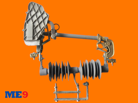 Cầu chì tự rơi cắt tải 35kV sứ polyme