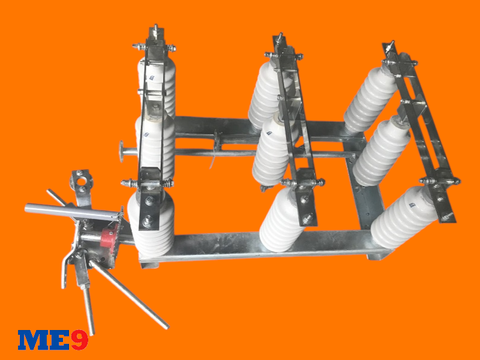 Cầu dao cách ly 35kV chém đứng trong nhà