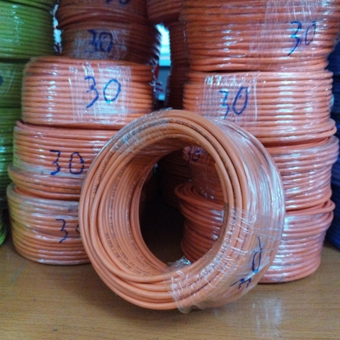 Dây cáp mạng cat 5E UTP Golden Link