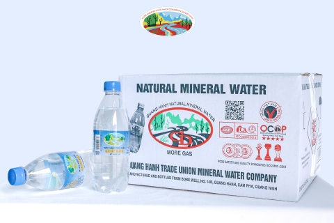 HCM) Thùng 20 chai nước khoáng mặn Công đoàn Quang Hanh 500 ml
