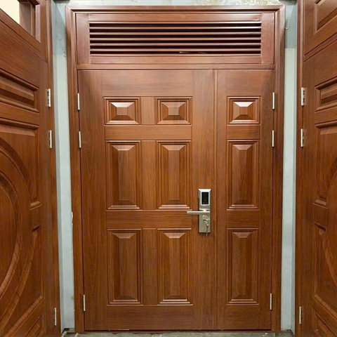 CỬA THÉP VÂN GỖ