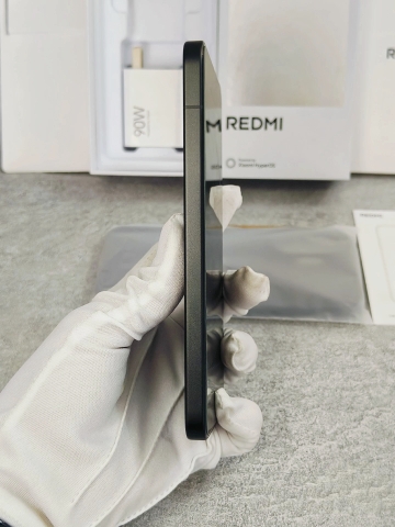 Điện thoại Xiaomi Redmi Turbo 4 Pro cũ qua sử dụng