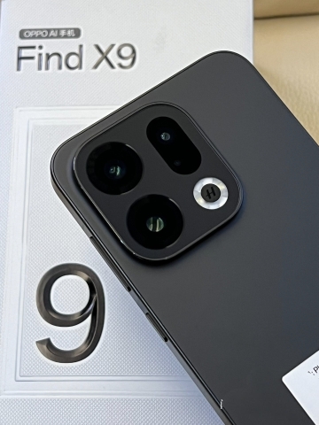 Điện thoại OPPO Find X9 5G (Dimensity 9500 - Pin 7025mAh)