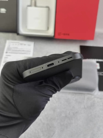 Điện thoại OnePlus 15 Snapdragon 8 Elite Gen 5 - Màn 165Hz