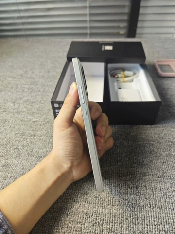 Điện thoại Xiaomi Redmi K70E qua sử dụng (Dimensity 8300 Ultra sạc 90W)