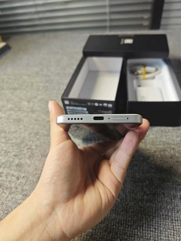 Điện thoại Xiaomi Redmi K70E qua sử dụng (Dimensity 8300 Ultra sạc 90W)