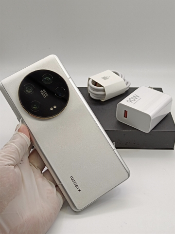 Điện thoại Xiaomi 13 Ultra 5G qua sử dụng (Snapdragon 8 Gen 2- Camera Leica)