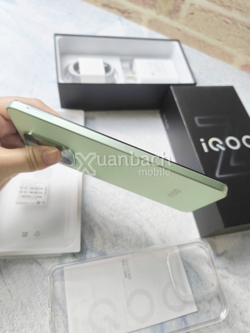 Điện thoại Vivo iQOO Z9X 5G New seal pin 6000mAh