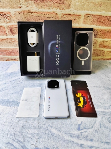 Điện thoại Vivo iQOO 13 5G New Seal Snapdragon 8 Elite