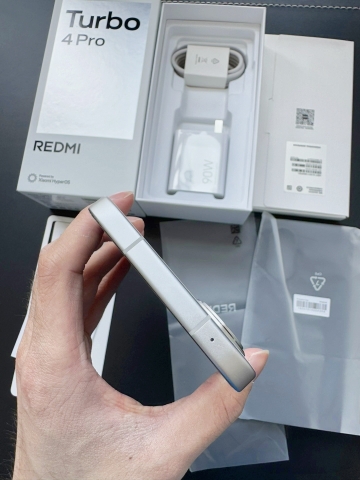 Điện thoại Xiaomi Redmi Turbo 4 Pro 5G ( Snapdragon 8s gen 4 - Pin 7550mah