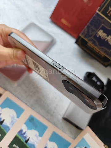 Điện thoại Xiaomi Redmi Turbo 4 Pro - Bản đặc biệt - Harry Potter Edition