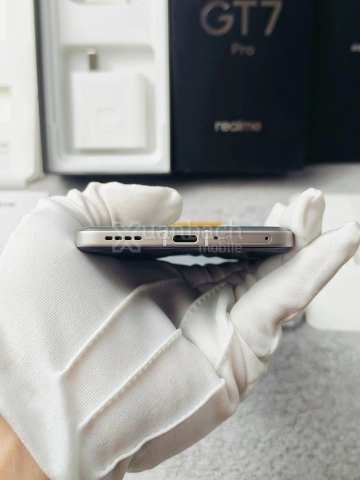 Điện thoại Realme GT 7 Pro 5G Snapdragon 8 Elite
