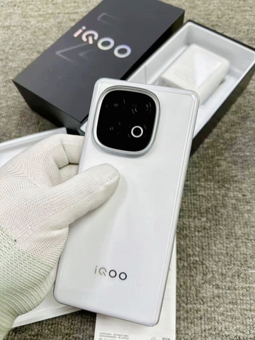 Điện thoại Vivo iQOO Z10 Turbo Pro 5G new seal (Snapdragon 8s Gen 4 - Pin 7000mah)
