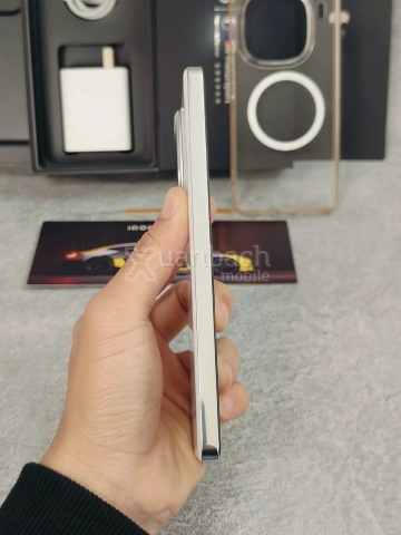 Điện thoại Vivo iQOO 12 5G New Seal Snapdragon 8 Elite