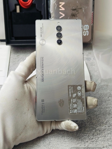 Điện thoại Nubia Red Magic 8 Pro Plus 5G Likenew Snapdragon 8 Gen 2, Sạc 165W