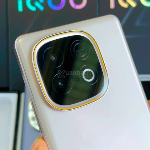Điện thoại Vivo iQOO Z10 Turbo Plus Dimensity 9400 Plus - Pin 8000mAh