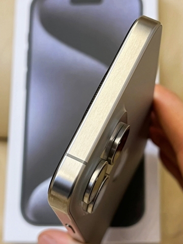 Điện thoại iPhone 15 Pro Max Likenew