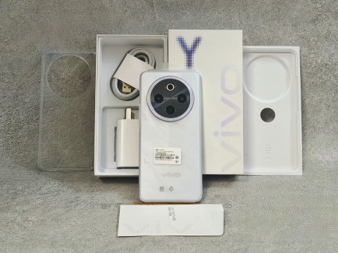 Điện thoại Vivo Y300 Pro Plus Pin 7300mAh - Snapdragon 7s Gen 3