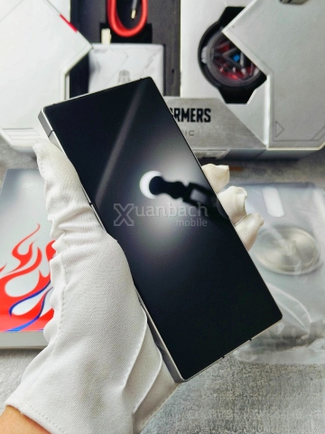 Điện thoại Nubia Red Magic 8 Pro Plus Transformers Edition