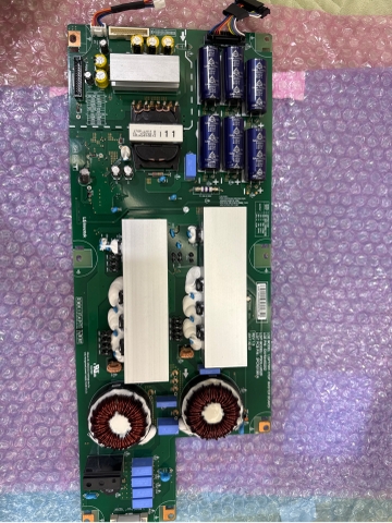 Bo mạch nguồn tivi LG oled 77W7 LGE MODEL : LGP77W7-170P MASTER BOARD.
LGE P/N : EAY64450202
LGIT MODEL : PSOL-L652B LGIT PCB P/N : 3PCR01961A
REV 1.0