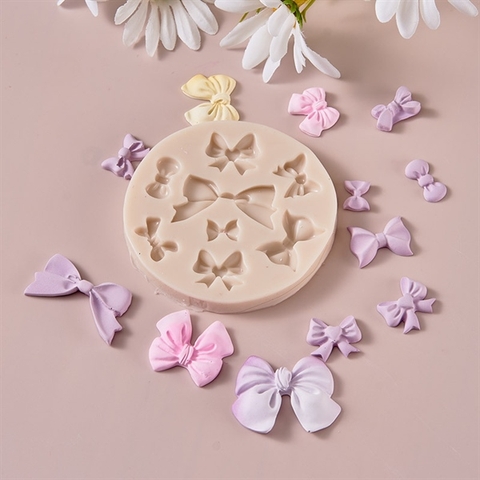 Khuôn F 8 nơ to nhỏ tròn