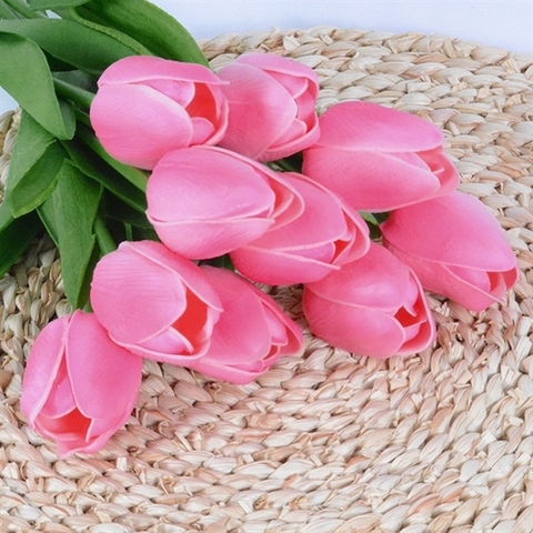 Hoa tulip vải màu hồng đậm (vải)