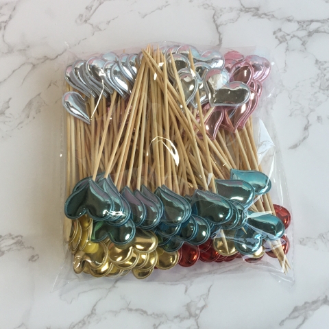 Set que cắm tim bóng SẮC MÀU 50 que