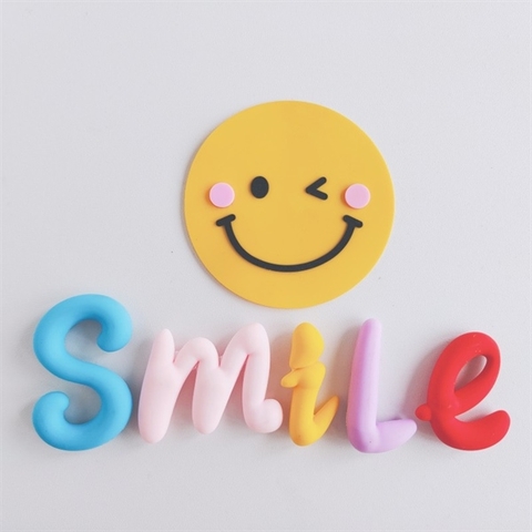 Kute SLC chữ SMILE mặt cười
