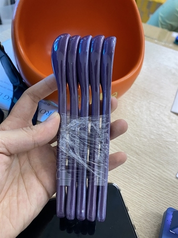 Thìa sứ LC màu tím