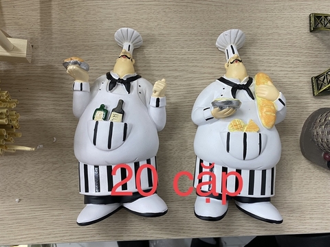 Ông đầu bếp treo tường ôm bánh mỳ bê pizza (Cao 20cm)