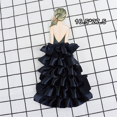 Que cắm Cô gái Váy dạ hội lụa ĐEN