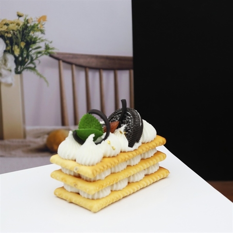 Bánh Sandwich chữ nhật cookies 4,5*8,5*7cm