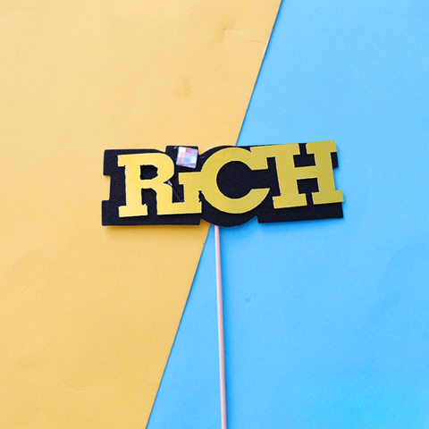 Que cắm Rich