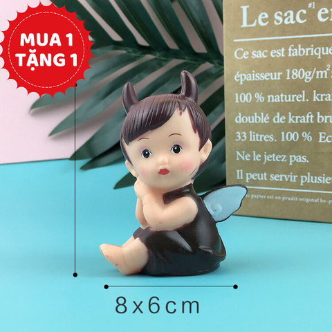 Bé trai thiên thần quần áo nâu sừng nâu NGỒI