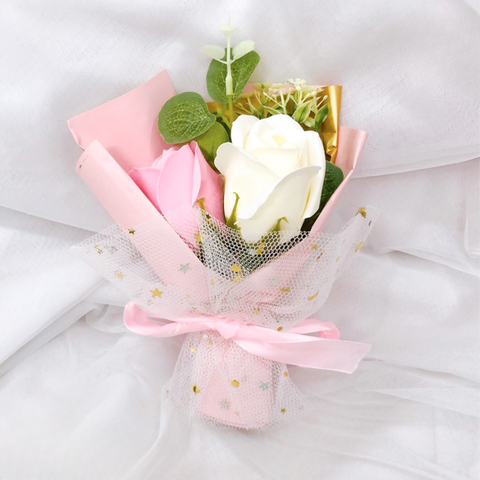 Hoa bó PN- bông hoa hồng+trắng+cành lá táo ( To 2 bông)