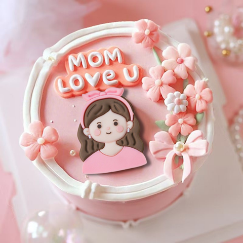 Kute bé gái áo hồng tóc nâu băng đô hồng