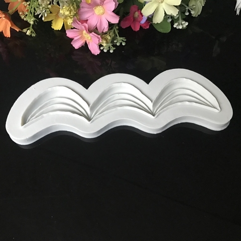 Khuôn F silicon ren váy