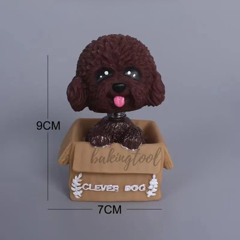 Chó ngồi giỏ nhựa NÂU