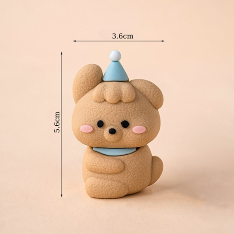 Kute cún nâu nhạt đội mũ sinh nhật xanh