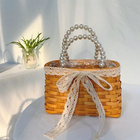 Giỏ xách mây quai ngọc trai nơ móc ren 24*18*14cm