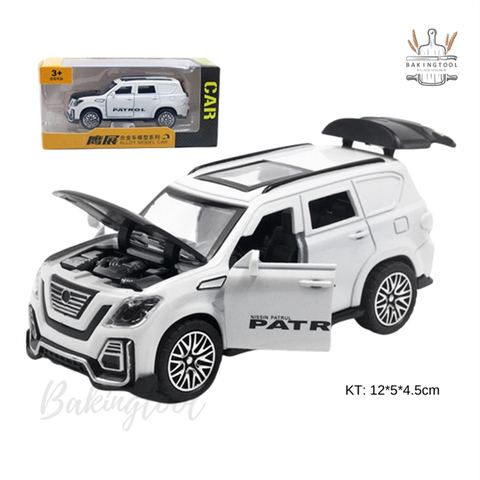 Mô Hình xe NISSAN THÉP màu TRẮNG kèm hộp