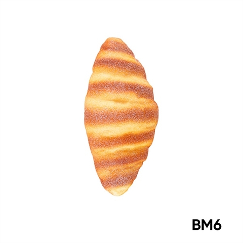 BM6- bánh mì mô hình croissant