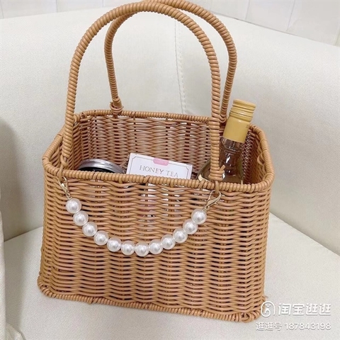 Giỏ xách mây quai mây gắn dây ngọc trai 21*12*14cm
