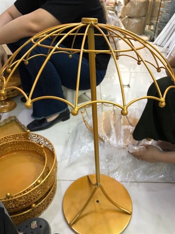 Đạo cụ ô sắt decor VÀNG 60*38cm