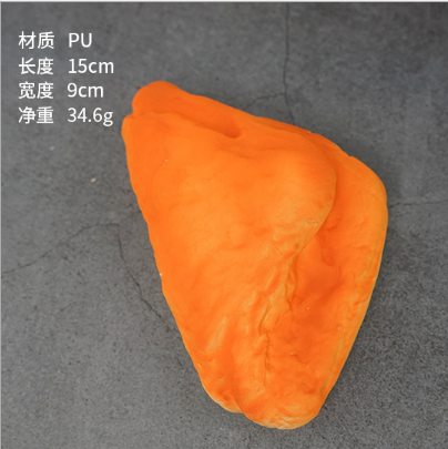 Bánh mì kẹp tam giác
