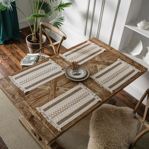 Khăn trải bàn ăn vải sợi móc size 30*50cm màu trắng ngà+nâu 2 bên