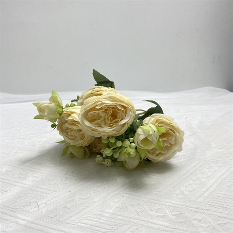 Cành hoa mix VÀNG NHẠT nụ bé (cành 5 nhánh)